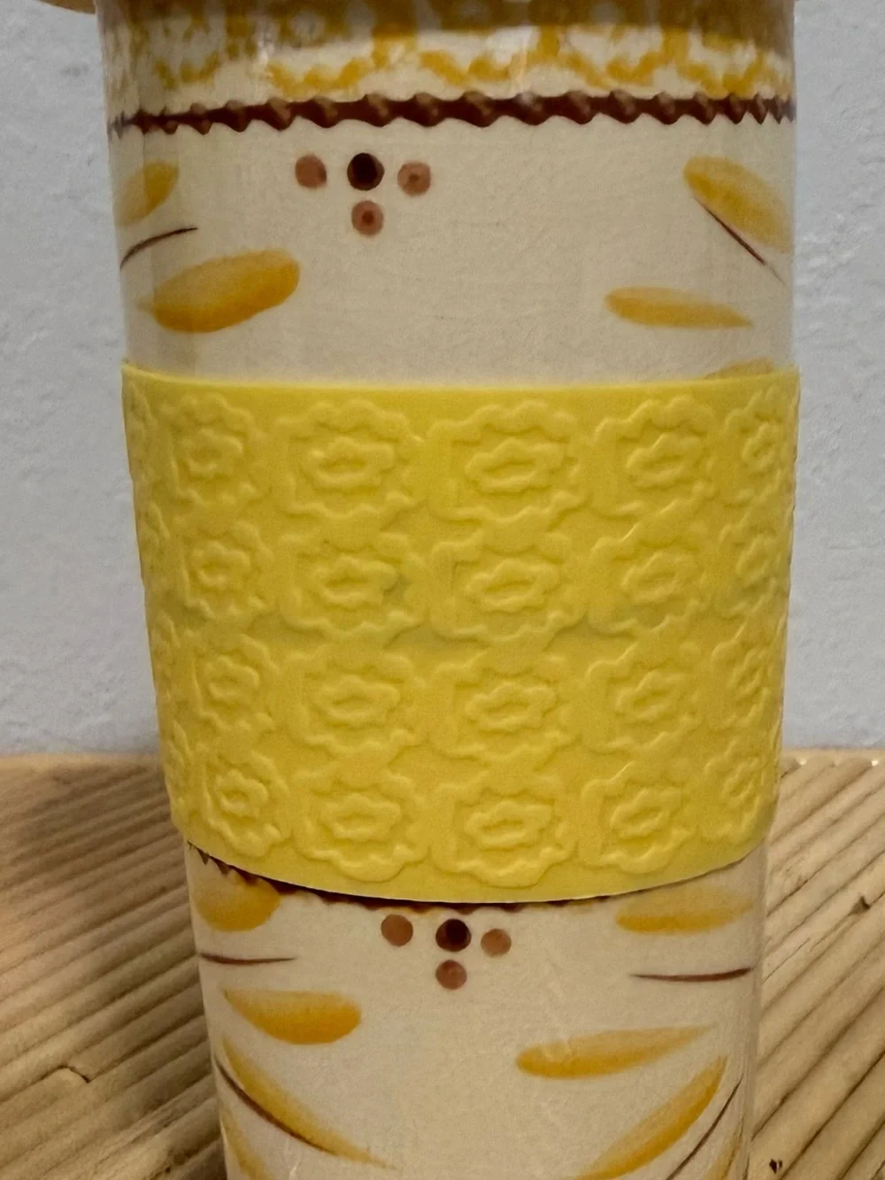 Temptations by Tara Old World Yellow Travel 7.5